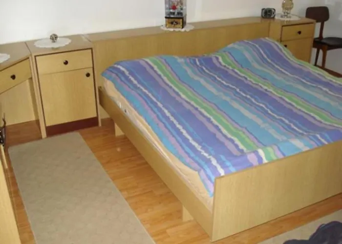 Cihorich - Two Bedroom With Pool Daire Dugi Rat