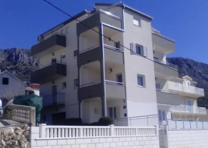 Daire Cihorich - Two Bedroom With Pool